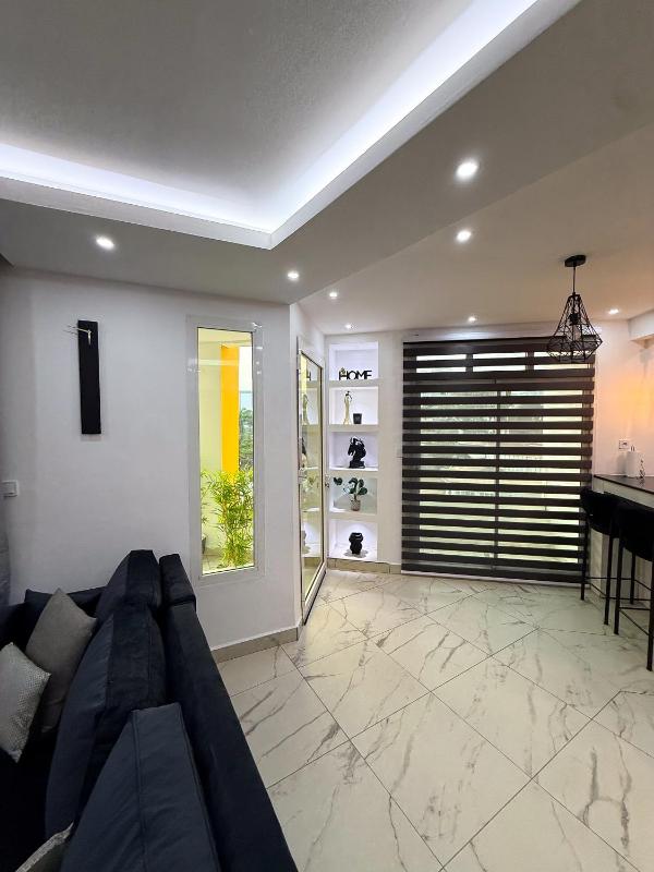 Bel appartement a Yaoundé Bastos - image 4