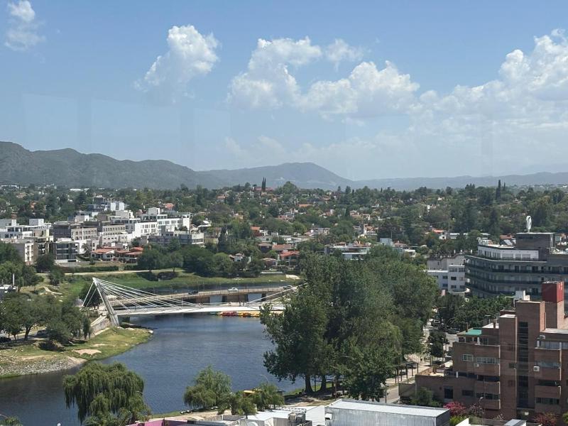 Hermoso departamento en el Centro de Carlos Paz - image 4