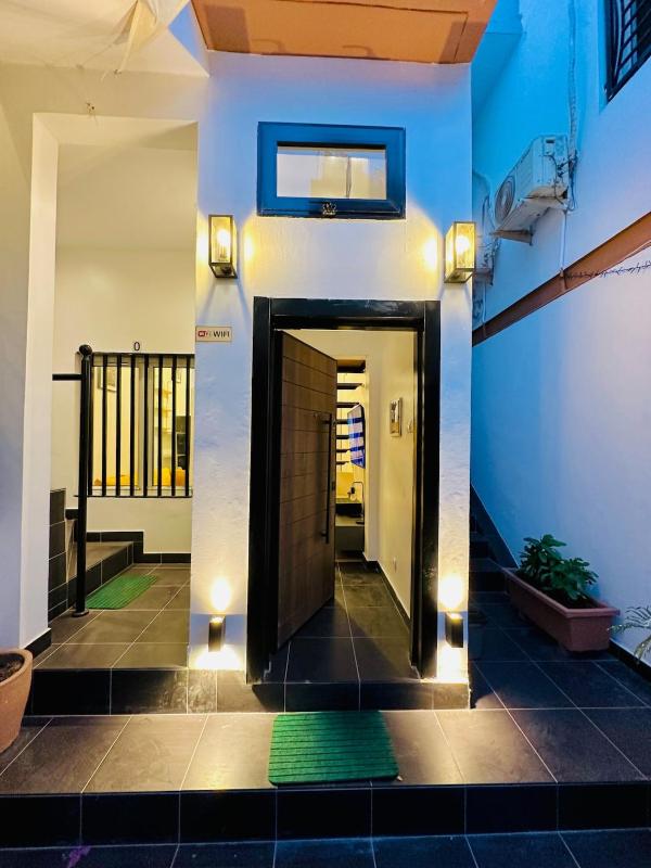 Loft urbain moderne à Dakar quartier Patte d Oie - image 8