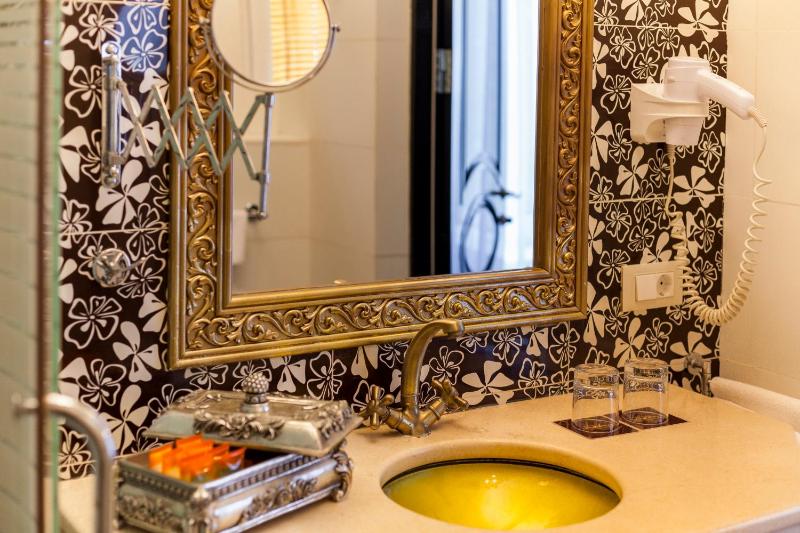 Junior Suite image 3