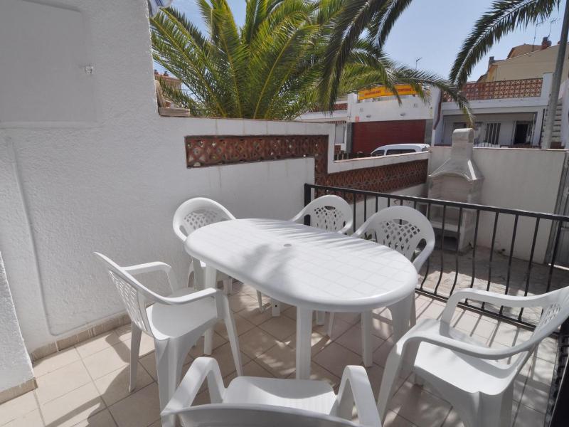 Casa acogedora a 1min de la playa con terraza y parking - HISP-7-10 - image 15