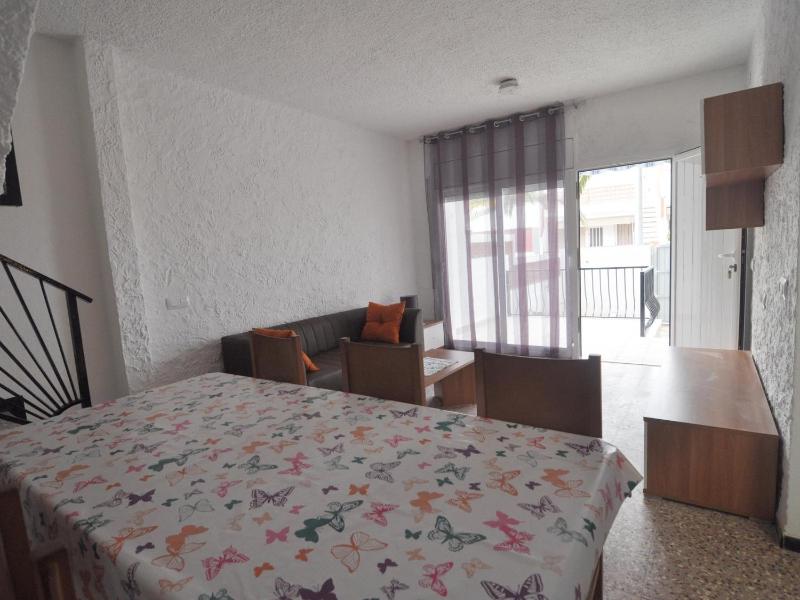 Casa acogedora a 1min de la playa con terraza y parking - HISP-7-10 - image 10