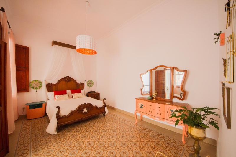Aminta Home charmy rooms in Vegueta - image 31