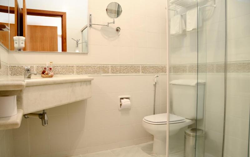 Quadruple Room image 1