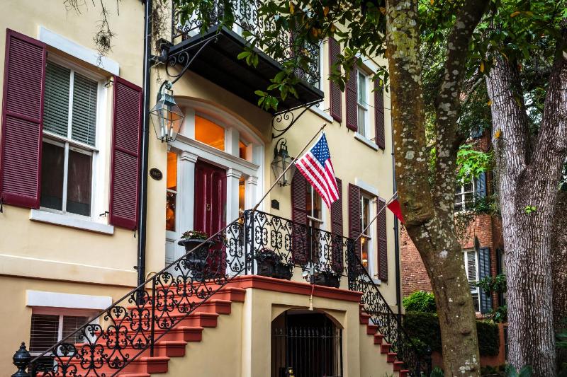 Eliza Thompson House Historic Inns of Savannah Collection - image 43