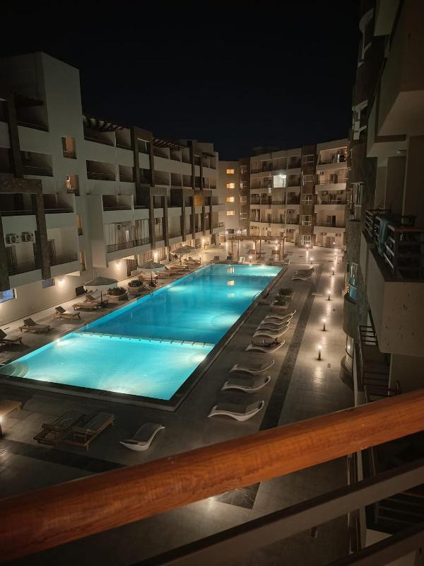 Avenue Alhambra princess resort - image 10