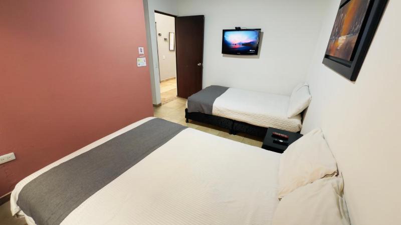 Hotel estación Kristal - Corferias - image 3