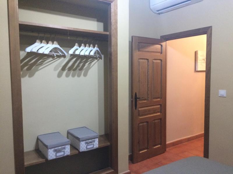 Apartamentos Coliseo - Living Toledo - image 7