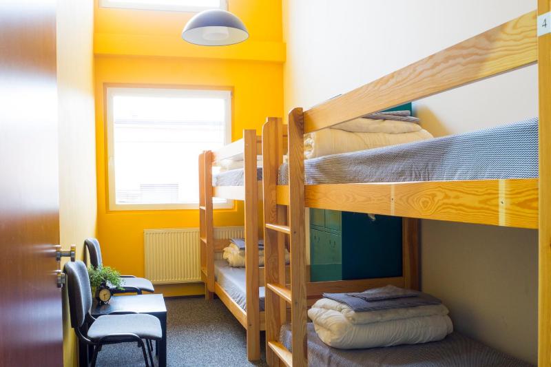Bed in 4-Bed Mixed Dormitory Room image 1