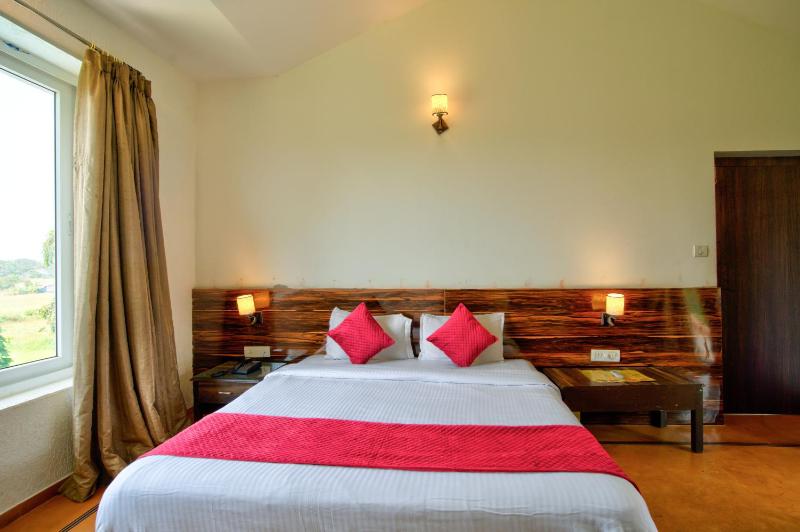 Aveeno Resort with Swimming Pool and Jacuzzi Near Calangute and Baga - image 14