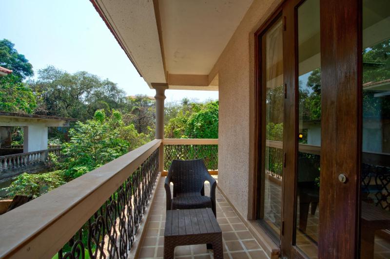 Aveeno Resort with Swimming Pool and Jacuzzi Near Calangute and Baga - image 20