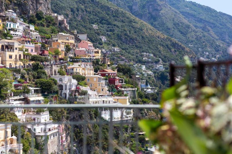 Hotiday Positano Sea View - image 50