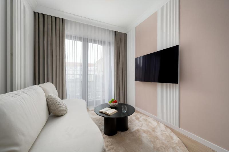 Air Conditioned Apartments in Wrocław Center by Renters Prestige - image 33