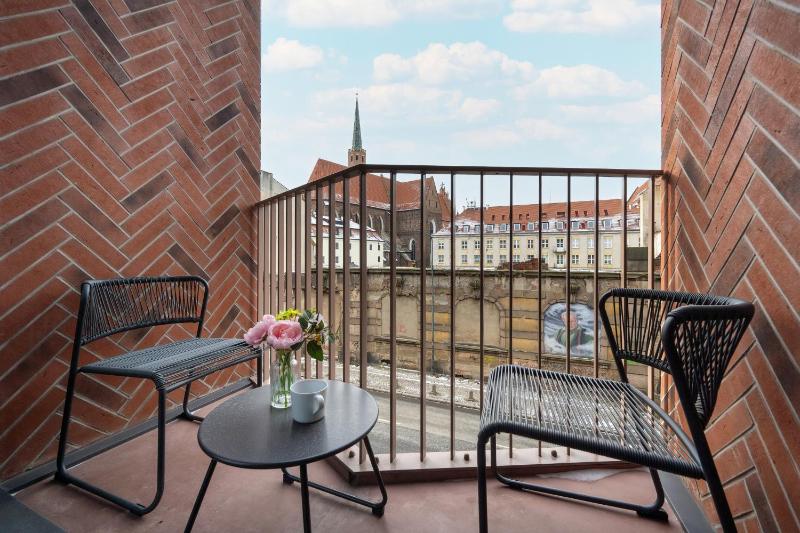 Air Conditioned Apartments in Wrocław Center by Renters Prestige - image 26
