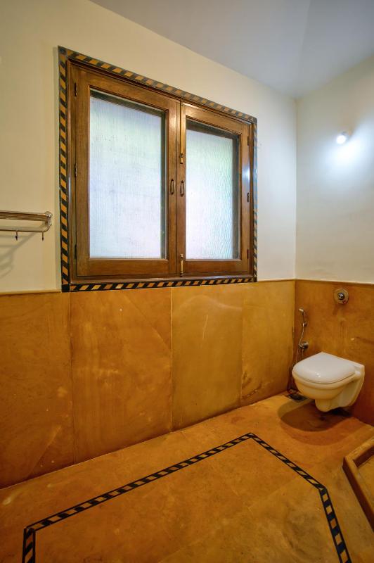 Aveeno Resort with Swimming Pool and Jacuzzi Near Calangute and Baga - image 15