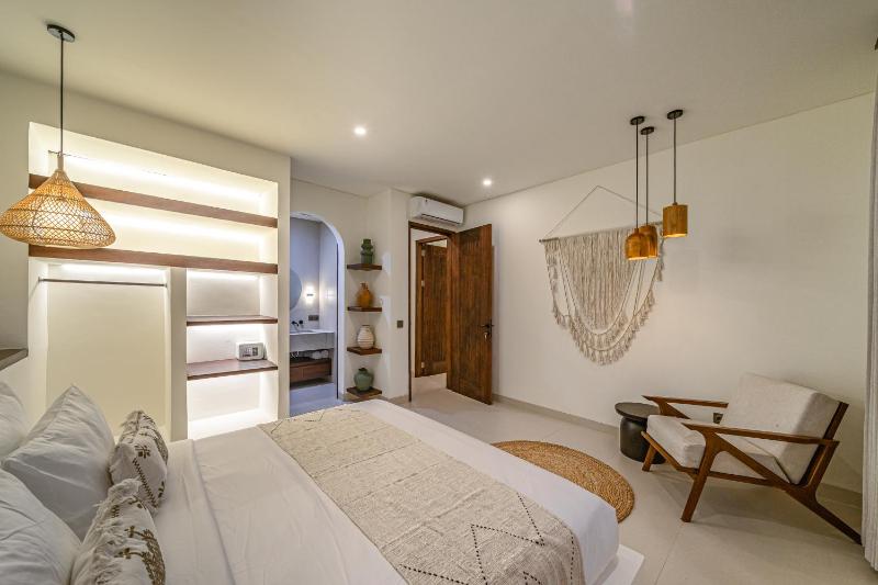 Nova Villa Resort Canggu - Stylish 1 & 2 Bedroom Pool Villas - image 42