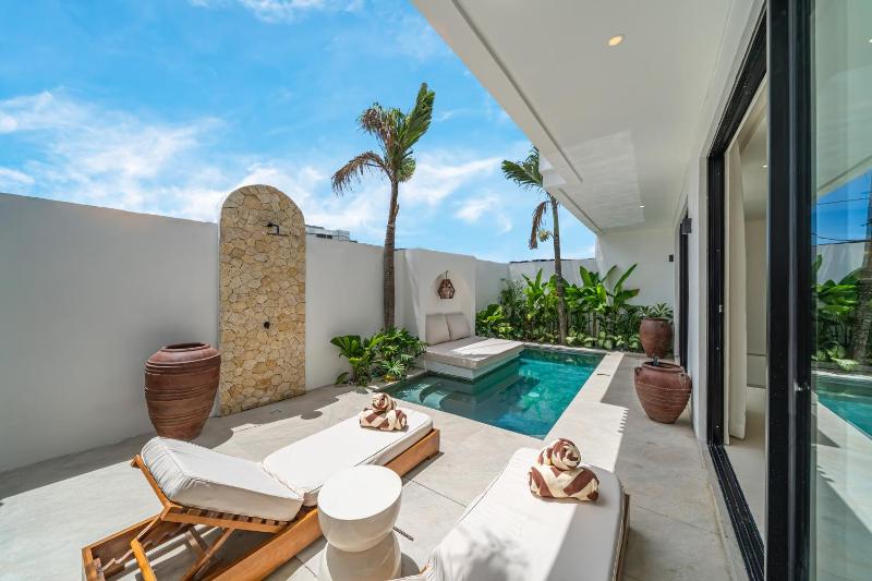 Nova Villa Resort Canggu - Stylish 1 & 2 Bedroom Pool Villas - image 23