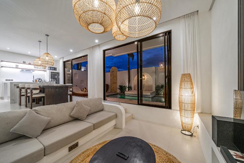 Nova Villa Resort Canggu - Stylish 1 & 2 Bedroom Pool Villas - image 36
