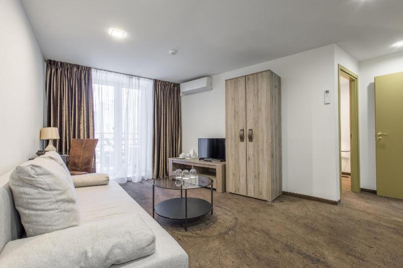 HOF Apartments - image 17