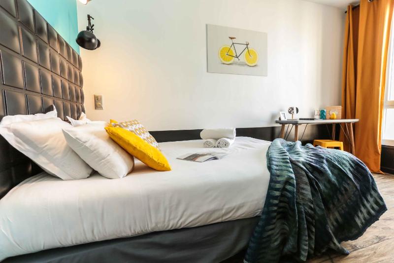 Double Room with Private Bathroom image 3