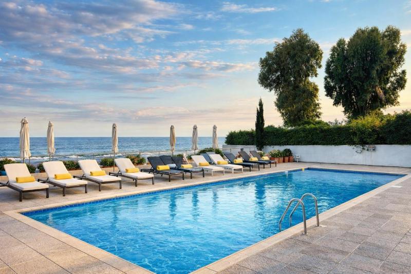 Gulf Beach Apartment by TrulyCyprus - image 14