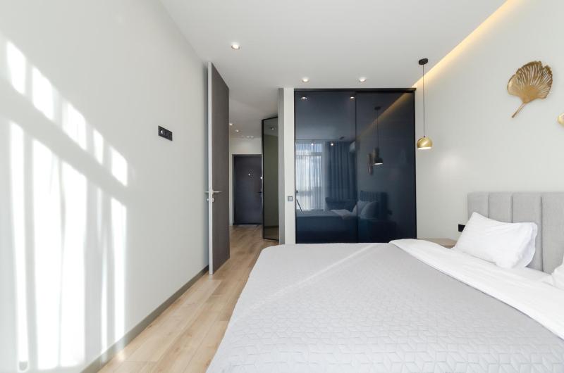 19-141 French Quarter 2 Predslavynska 42 Kyiv centre panoramic city view 15 kW backup power Petrovdom Apartment - image 2