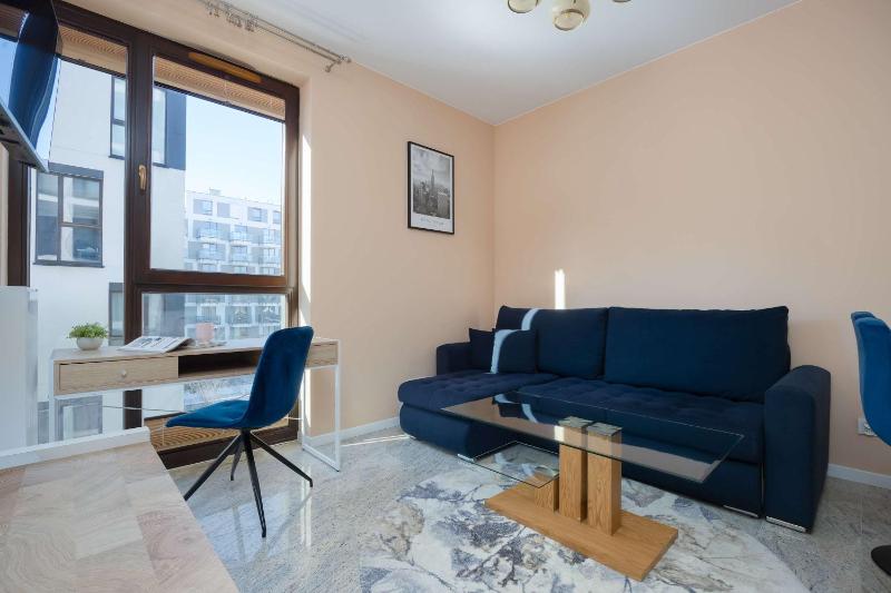 Bright Apartment Przyokopowa in the Centre of Warsaw with Parking by Noclegi Renters - image 1