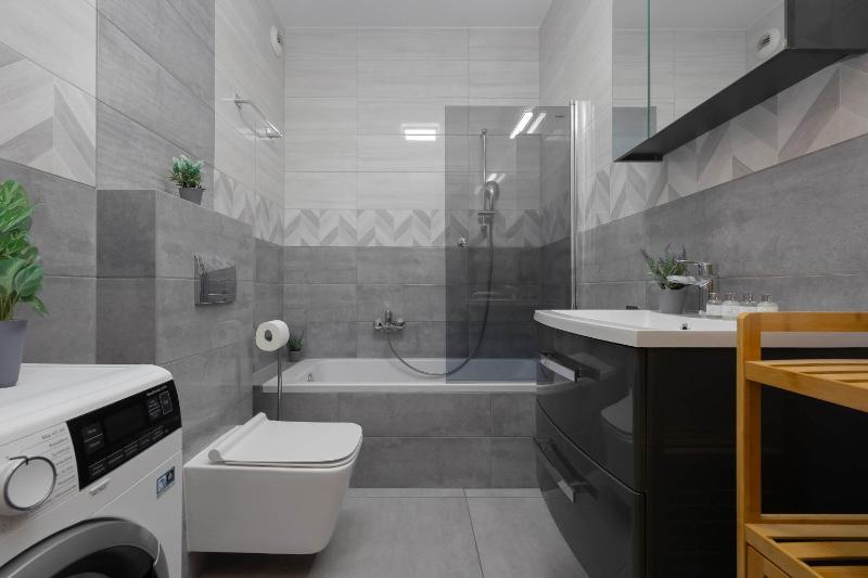 Bright Apartment Przyokopowa in the Centre of Warsaw with Parking by Noclegi Renters - image 12