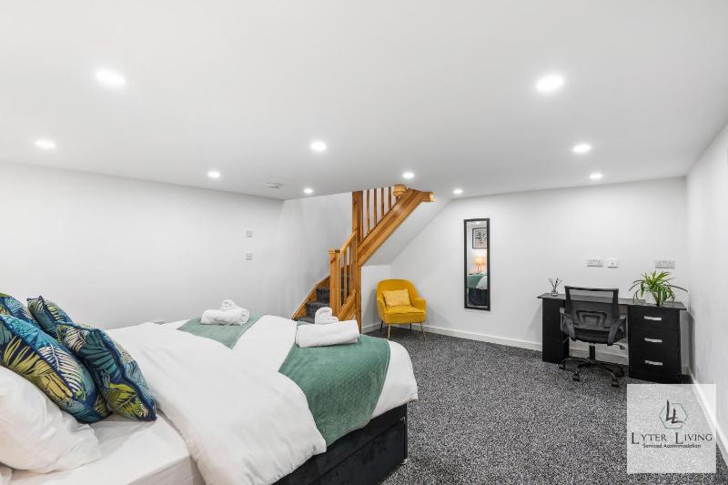 Top Hat - Bright 1-Bed Apartment by Uni of Leicester & DeMontfort Hall - Ideal for Work & Events - FREE off-site SECURE PARKING - image 23