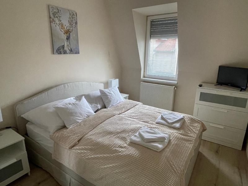 Zoli Apartmanok-Zoli Kölcsey 34-36 - image 11