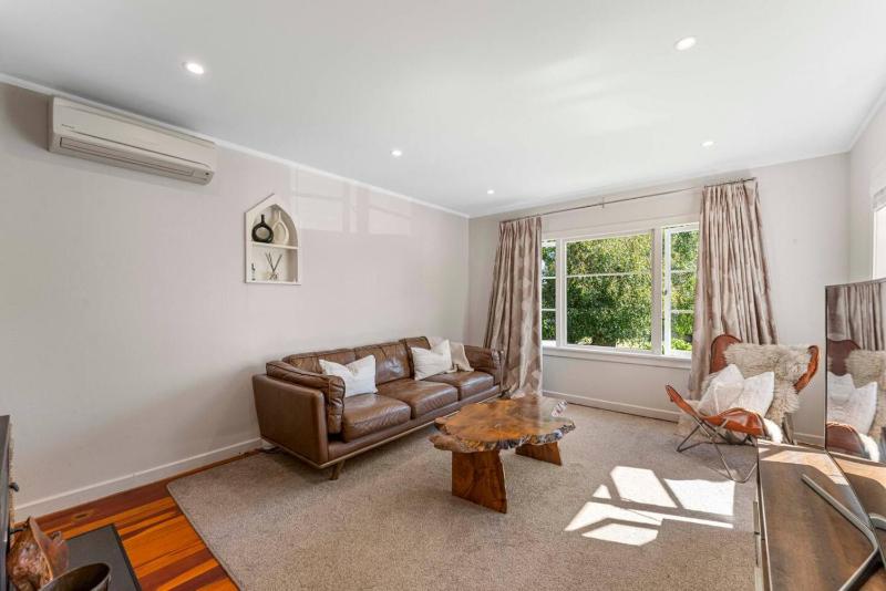 Wych Hazel - cute 2 bedroom cottage cental Taupo - image 10
