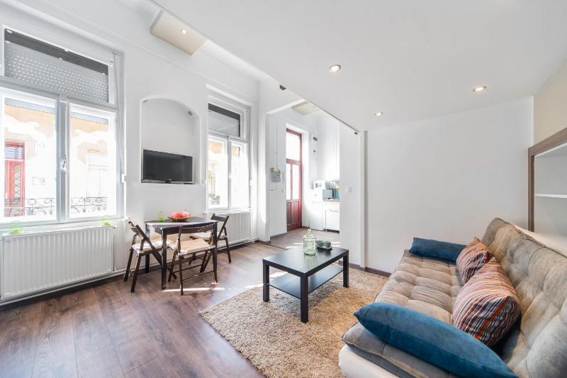 D53 Apartments - image 8