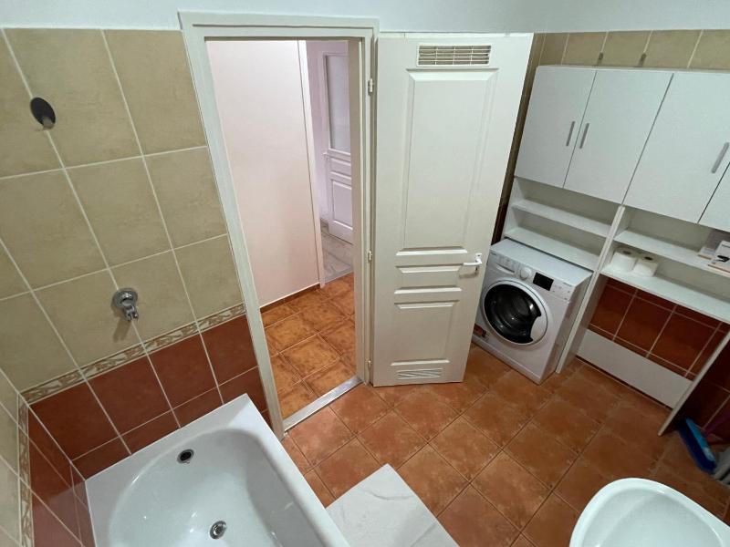 Zoli Apartmanok-Zoli Kölcsey 34-36 - image 12