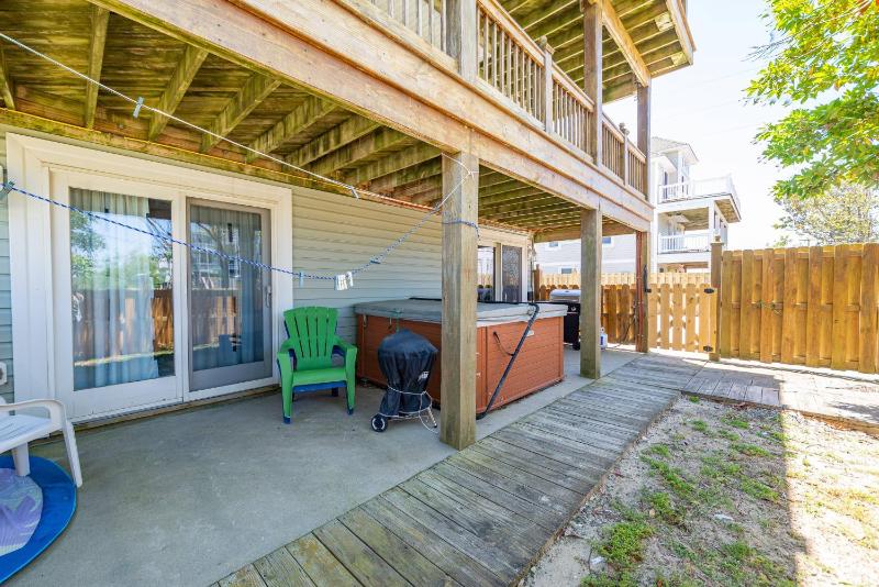 On Island Time - KDH MP 7 275 Yds to Beach Pool Hot Tub Pool Table Flex Stays - image 36