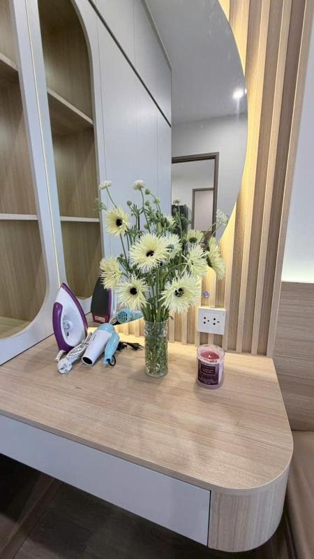 Luxury Two Bedroom Apartment - image 7