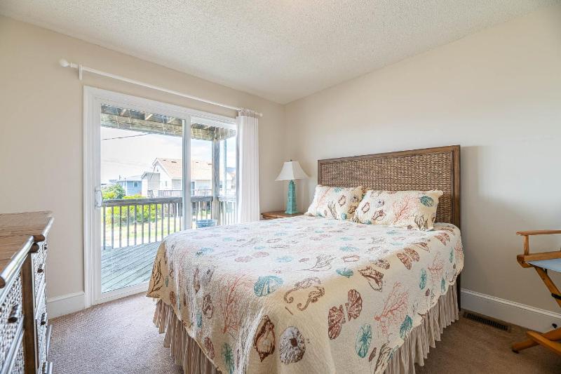 A Shore Thing - KDH MP 6 Oceanside Beach Less than 300 Yds Hot Tub Pets OK Flex Stays - image 15