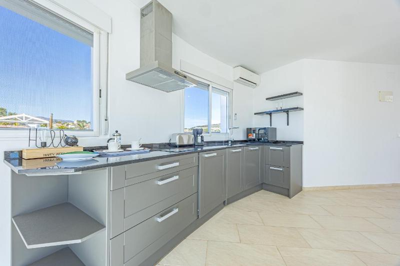 Villa Flamencos - PlusHolidays - image 5