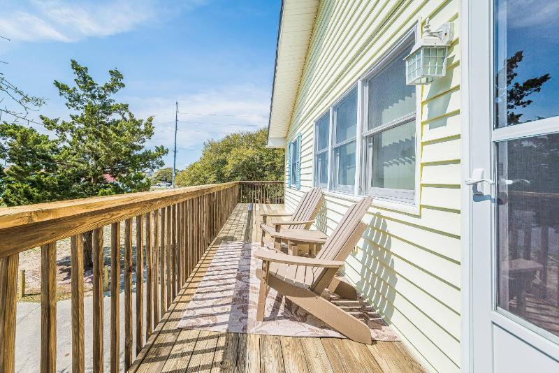 Landing Pad - Kill Devil Hills Oceanside 350 Yards to Beach Flex Stays 4 BR - image 12