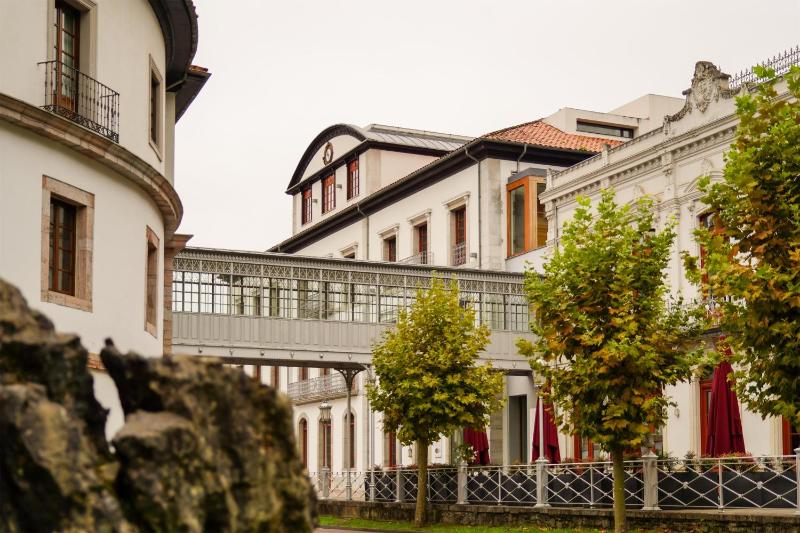 Blau Gran Hotel Las Caldas a member of Radisson Individuals - image 1