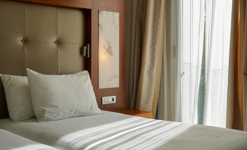 Blau Gran Hotel Las Caldas a member of Radisson Individuals - image 38