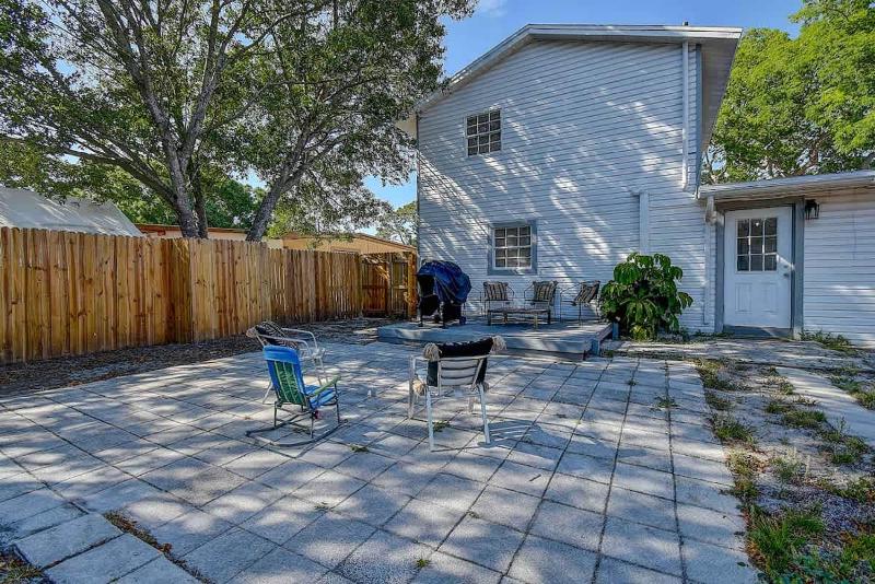 Family Friendly 5BR Tampa Home 10Min To Downtown - image 20