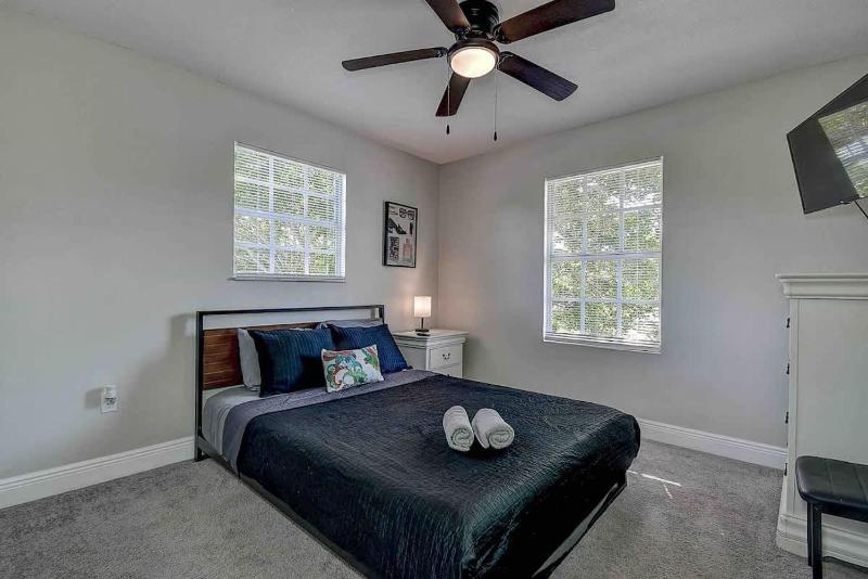 Family Friendly 5BR Tampa Home 10Min To Downtown - image 22