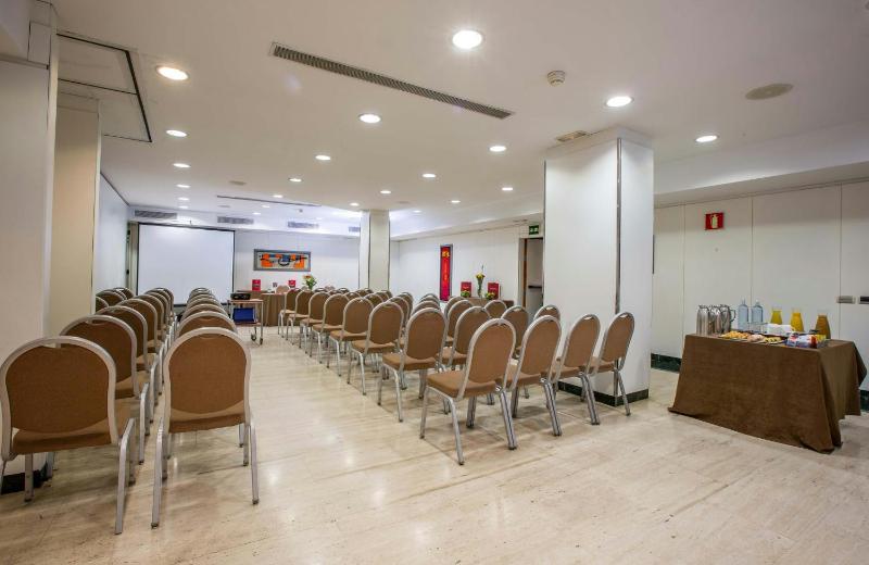 Leonardo Hotel Madrid City Center - image 13