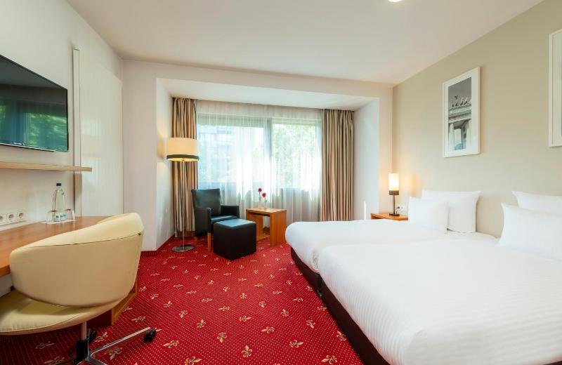 Leonardo Hotel Berlin KU'DAMM - image 3