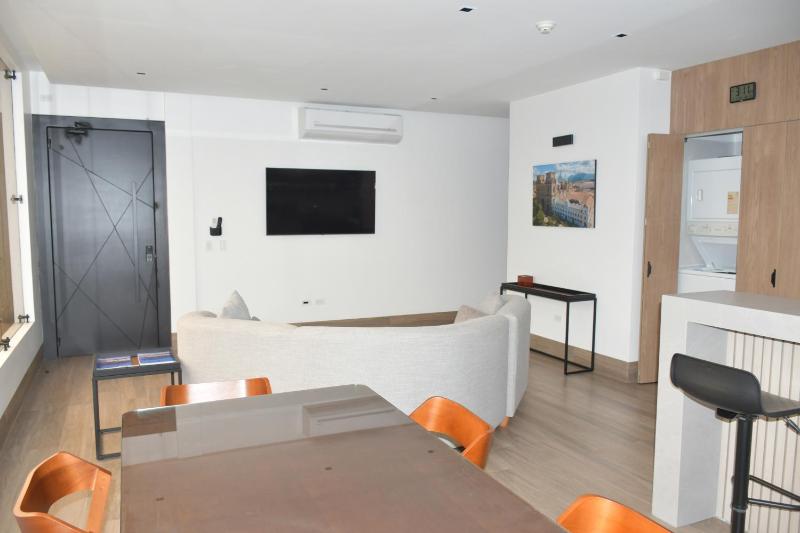Modern NEW apartment in Urdesa Central - image 2