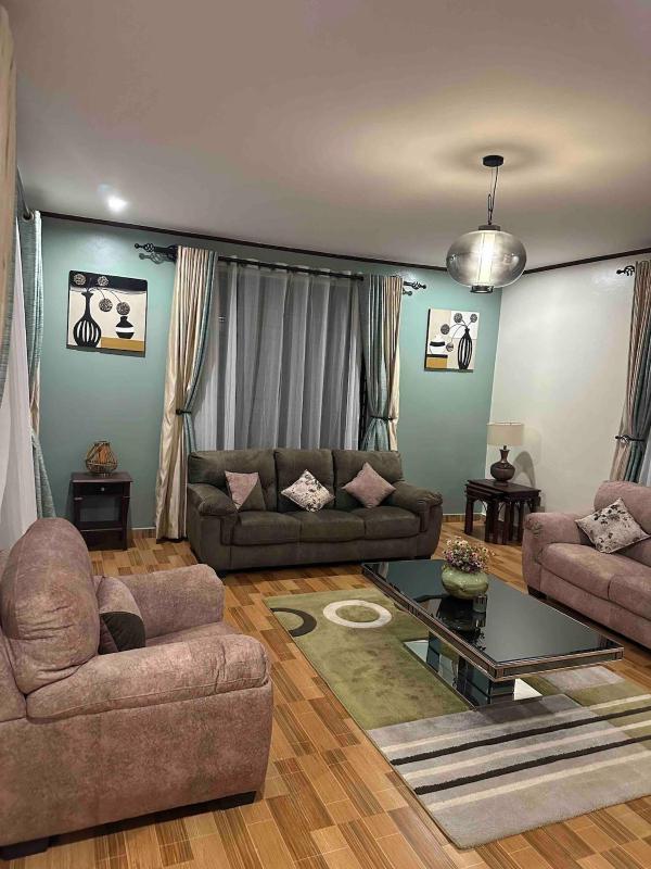 Splendid Home Munyonyo - image 1