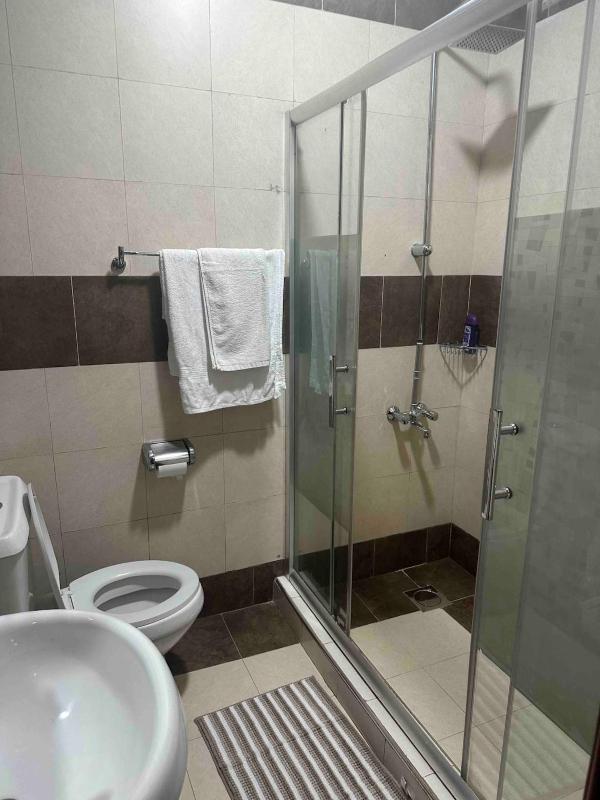 Splendid Home Munyonyo - image 12