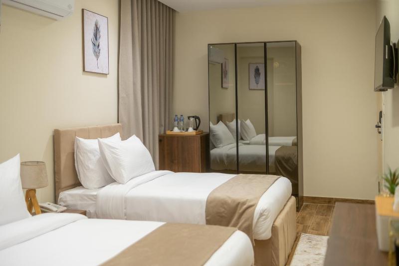 Withaq Pyramids Inn - image 3