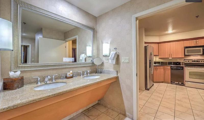 The Platinum Hotel Las Vegas - image 13