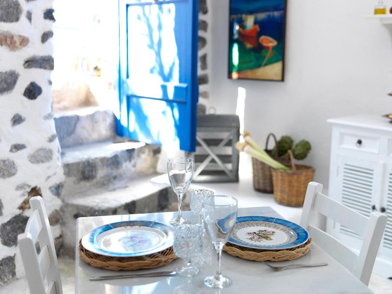One-Bedroom House-Blue image 4